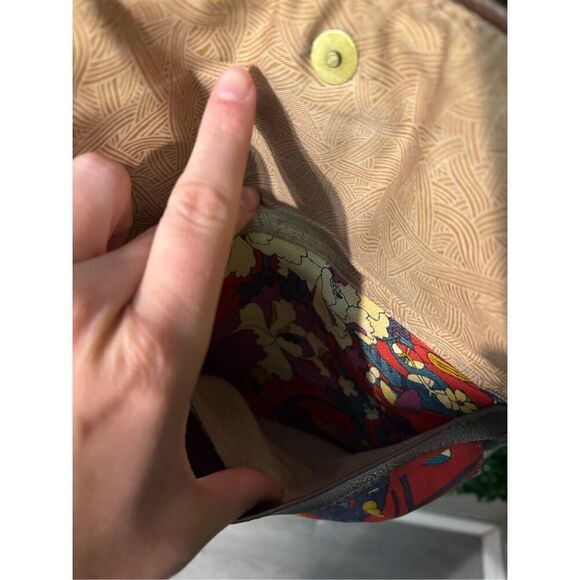 Sakroots Crossbody Peace Bag Satchel Floral - Picture 7 of 9